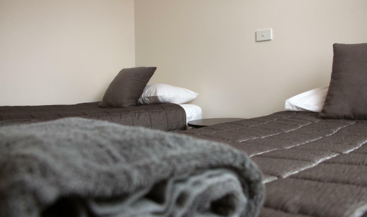 Highway Inn Motel Hay Extérieur photo