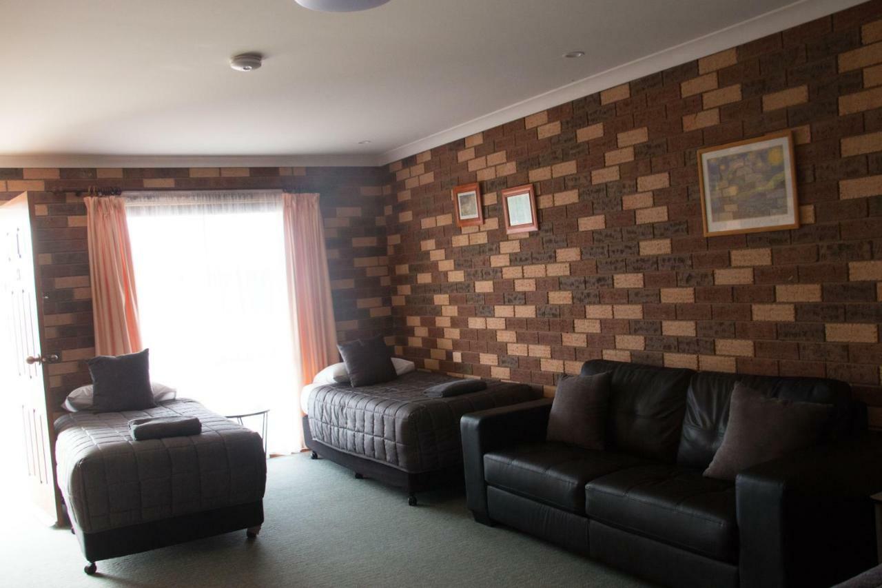 Highway Inn Motel Hay Extérieur photo