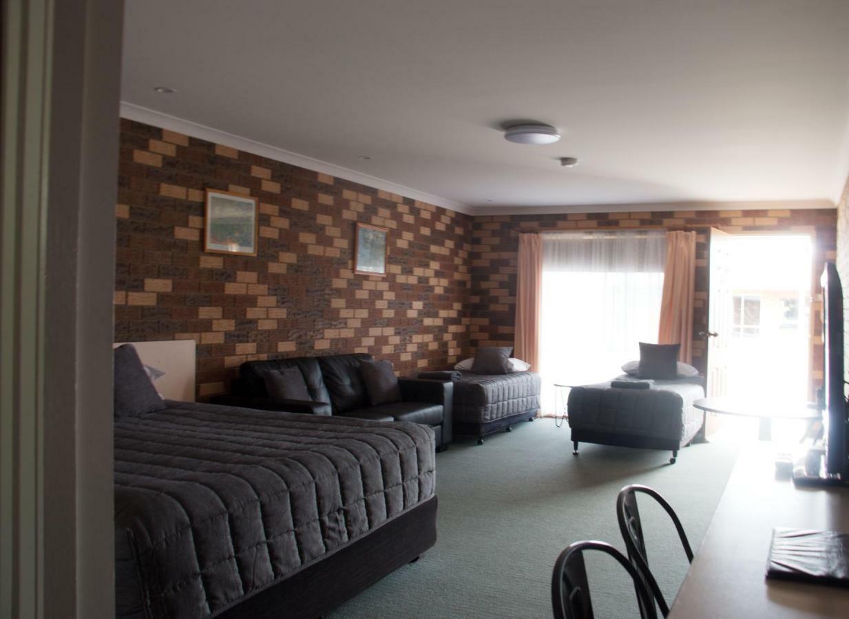 Highway Inn Motel Hay Extérieur photo